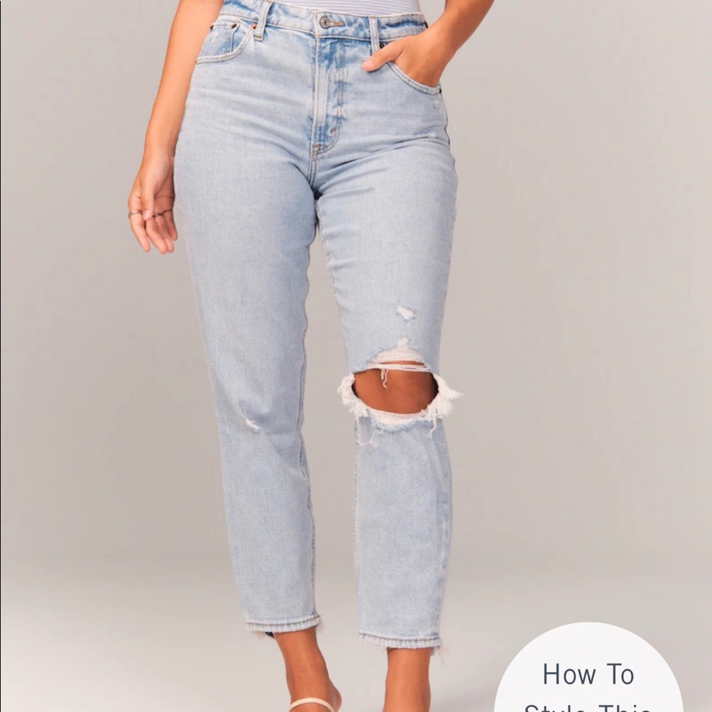 A&F High Rise Mom Jeans (Curve-Love Collection)